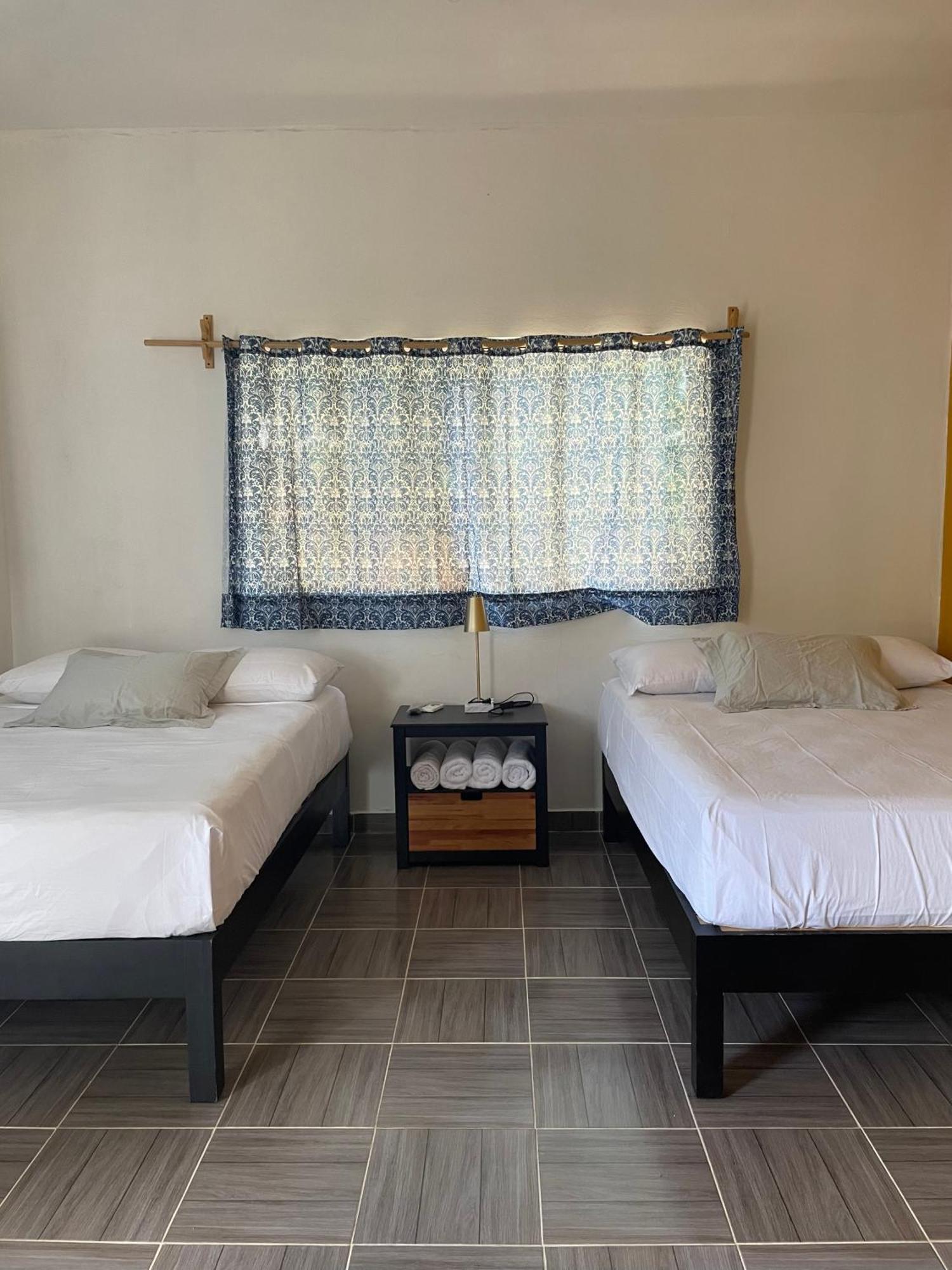 Ranch Las Chulas Hotel And Restaurant 푸에르토 모렐로스 외부 사진